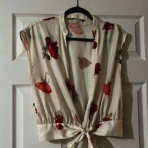 Zara blouse SZ L floral print